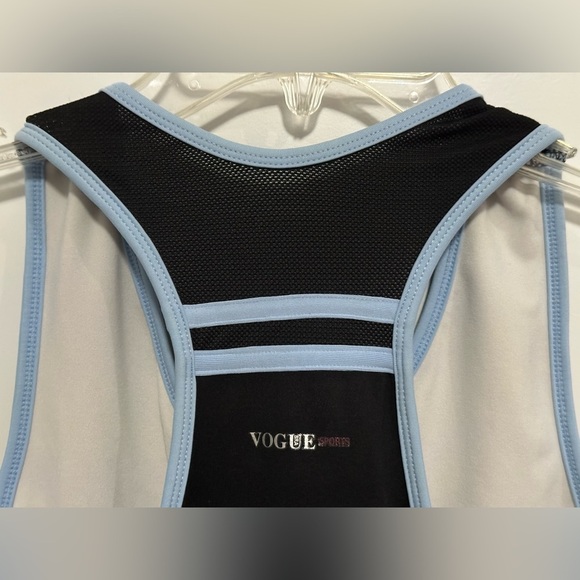 🌟Like New🌟 Vogue Sports: Women’s Sleeveless Top- Size Large - Picture 4 of 7